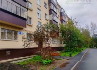 Продам 1-комнатную квартиру, 30.8 м2, Миасс, улица Ильмен-Тау, 9