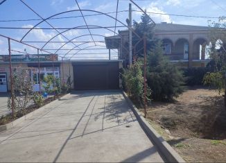 Продаю дом, 185 м2, Азов, улица Васильева, 1