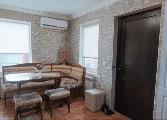 Дом на продажу, 40 м2, поселок городского типа Ильский, улица 50 лет Октября, 55