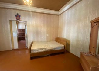 Сдача в аренду 2-комнатной квартиры, 42 м2, Пятигорск, улица Коста Хетагурова, 31