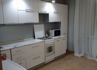 Сдам в аренду 1-комнатную квартиру, 39.7 м2, Владимир, Народная улица, 8