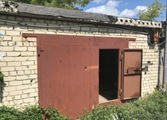 Продаю гараж, 30 м2, Саратов, 2-й Южный проезд