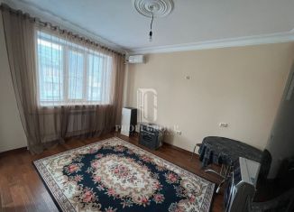 Продаю 2-ком. квартиру, 84 м2, Махачкала, улица Шамсулы Алиева, 5Б
