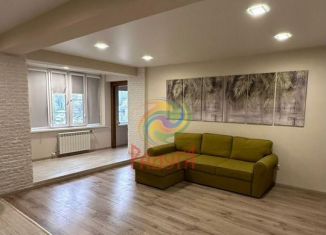 Продаю двухкомнатную квартиру, 71 м2, Иваново, улица Кузнецова, 67