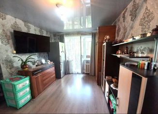 Продаю 1-ком. квартиру, 31 м2, Курган, улица Карбышева, 1