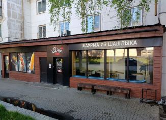 Продам торговую площадь, 156 м2, Удмуртия, улица 30 лет Победы, 34