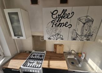 Продаю 2-ком. квартиру, 44.2 м2, Воронеж, улица Генерала Перхоровича, 9