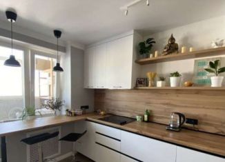 Сдача в аренду двухкомнатной квартиры, 67 м2, Тюмень, улица Павла Шарова, 1к1