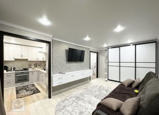 Продаю трехкомнатную квартиру, 74.5 м2, Крым, улица Дёмышева, 132