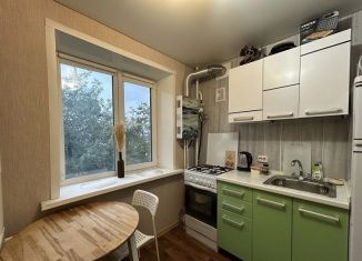 Продаю однокомнатную квартиру, 30 м2, Россошь, улица Крупской, 72