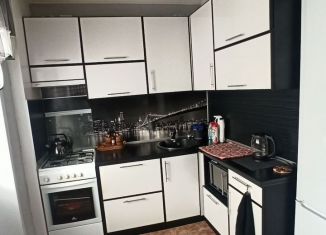 Сдам 1-комнатную квартиру, 40 м2, Татарстан, улица Фикрята Табеева, 11