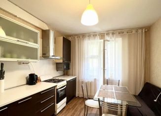 Сдача в аренду 1-комнатной квартиры, 36 м2, Псков, Инженерная улица, 124