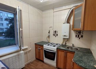 Сдается однокомнатная квартира, 33 м2, Брянск, Полесская улица, 2