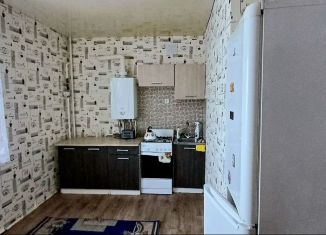 Сдаю в аренду однокомнатную квартиру, 40 м2, Бузулук, Бузулукская улица, 67