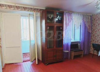 Продам 5-комнатную квартиру, 22 м2, Тобольск, микрорайон Менделеево, 14