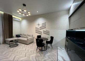 Сдаю в аренду двухкомнатную квартиру, 53 м2, Татарстан, улица Аметьевская Магистраль, 18к5