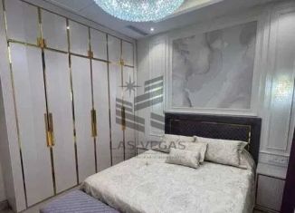 Трехкомнатная квартира в аренду, 94 м2, Татарстан, улица Островского, 107