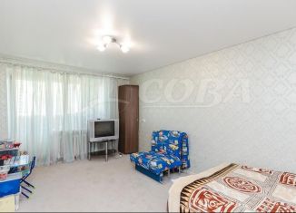 Продается 1-комнатная квартира, 32.4 м2, Тюмень, Амурская улица, 68
