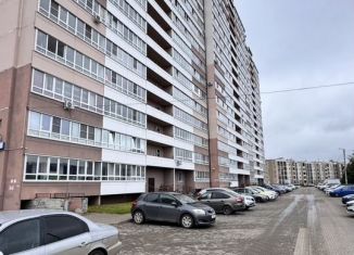 Продается 2-комнатная квартира, 35 м2, Киров, Московская улица, 207