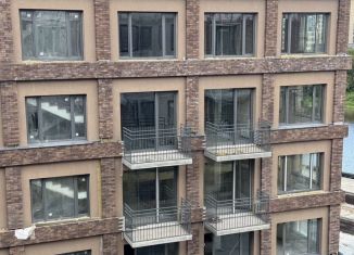 Продаю двухкомнатную квартиру, 72.8 м2, Тюмень, ЖК Речной Порт, Причальная улица, 7