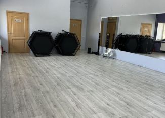 Помещение свободного назначения в аренду, 90 м2, Санкт-Петербург, Школьная улица, 106