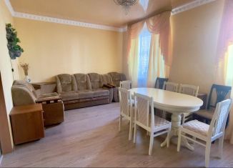 Продажа трехкомнатной квартиры, 90 м2, Ставрополь, улица Тухачевского, 28/1