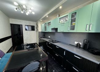 3-комнатная квартира на продажу, 81.4 м2, Саратов, 4-я линия, 20/35