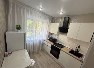 Сдаю однокомнатную квартиру, 35 м2, Татарстан, улица Декабристов, 104