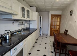 Продается 3-комнатная квартира, 85.4 м2, Брянск, улица Вали Сафроновой, 75