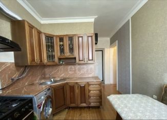 Продаю двухкомнатную квартиру, 57 м2, Махачкала, улица Мирзабекова, 193