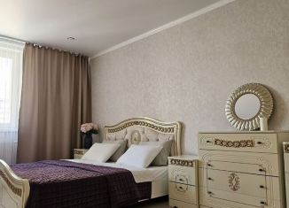 Сдается 2-ком. квартира, 80 м2, Татарстан, улица Четаева, 14Ак2