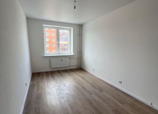 Сдаю 2-ком. квартиру, 52.6 м2, Колпино, улица Севастьянова