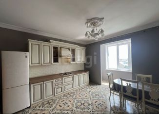 Продаю 2-ком. квартиру, 85 м2, Дагестан, улица Султанова, 43