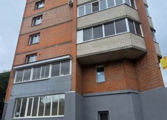 Трехкомнатная квартира на продажу, 110 м2, Чита, улица Токмакова, 7