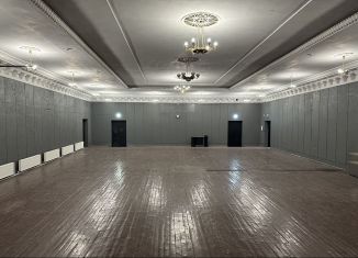 Продаю помещение свободного назначения, 1481 м2, Татарстан, улица Лейтенанта Шмидта, 35