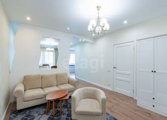 Четырехкомнатная квартира на продажу, 92.2 м2, Пермь, улица Революции, 3/5