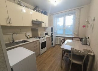 Сдаю 2-комнатную квартиру, 46 м2, Санкт-Петербург, проспект Космонавтов, 46