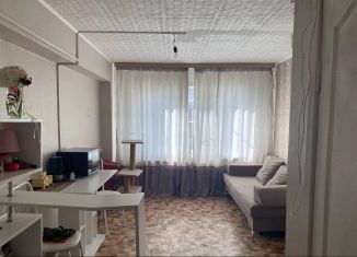 Продается комната, 17 м2, Краснокаменск, проспект Строителей, 15/1