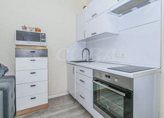Продается квартира студия, 33 м2, Тюмень, Комбинатская улица, 54к2