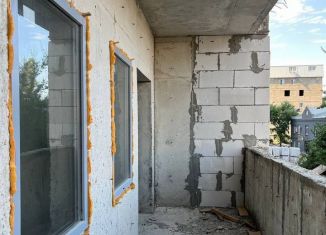 Продается 1-комнатная квартира, 50.2 м2, Махачкала, улица Перова, 13Б