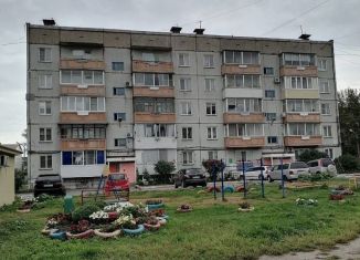 Двухкомнатная квартира на продажу, 52.8 м2, Ачинск, улица Строителей, 13