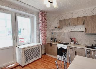 Продам 1-комнатную квартиру, 43.5 м2, Тюмень, улица Дмитрия Менделеева, 12к1