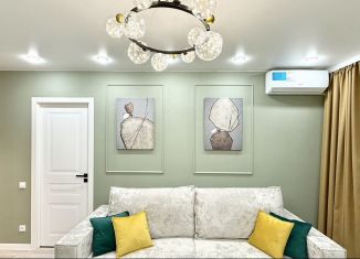 Продается 2-ком. квартира, 43 м2, Омская область, Иртышская набережная, 34