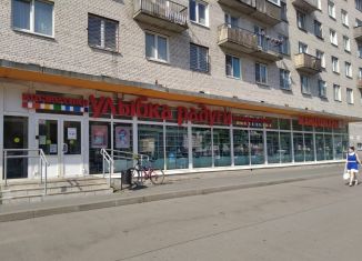 Сдам в аренду помещение свободного назначения, 78.2 м2, Санкт-Петербург, проспект Ветеранов, 105