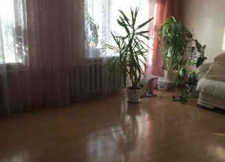 Продам четырехкомнатную квартиру, 74 м2, Еврейская АО, улица Бумагина, 8А