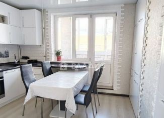 Продаю 2-комнатную квартиру, 68.9 м2, Республика Башкортостан, улица Строителей, 18