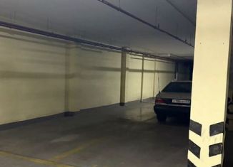 Сдаю в аренду машиноместо, 15 м2, Белгород, Харьковская улица, 5