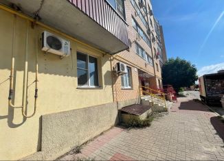 Сдам помещение свободного назначения, 122 м2, Калуга, улица Генерала Попова, 8А