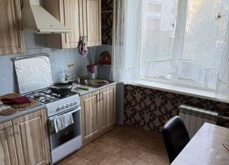 Продаю 3-комнатную квартиру, 72 м2, Иваново, улица Колотилова, 37