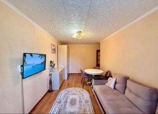 Продажа 2-ком. квартиры, 43.3 м2, Обнинск, проспект Ленина, 122